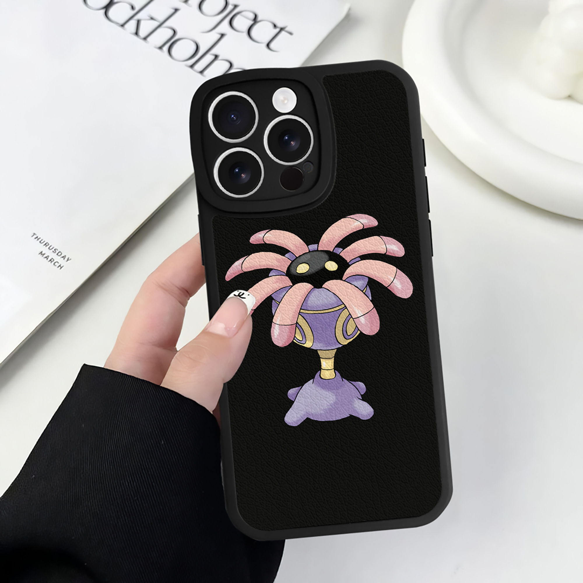 （画像用） ポケットモンスター Pokémon 【iPhone 16シリーズ対応】シリコンスマホケース（レザー調） 材質：シリコン